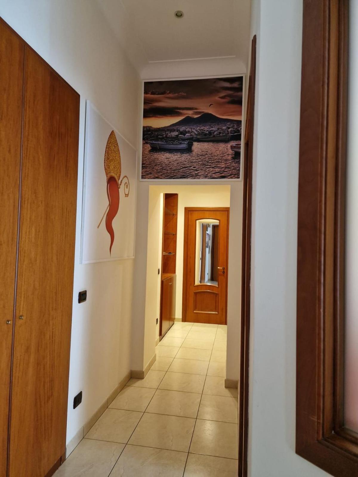 Vomero Inn Наполи Екстериор снимка