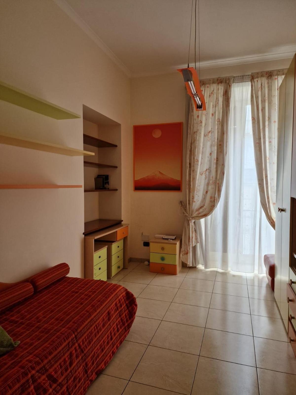 Vomero Inn Наполи Екстериор снимка