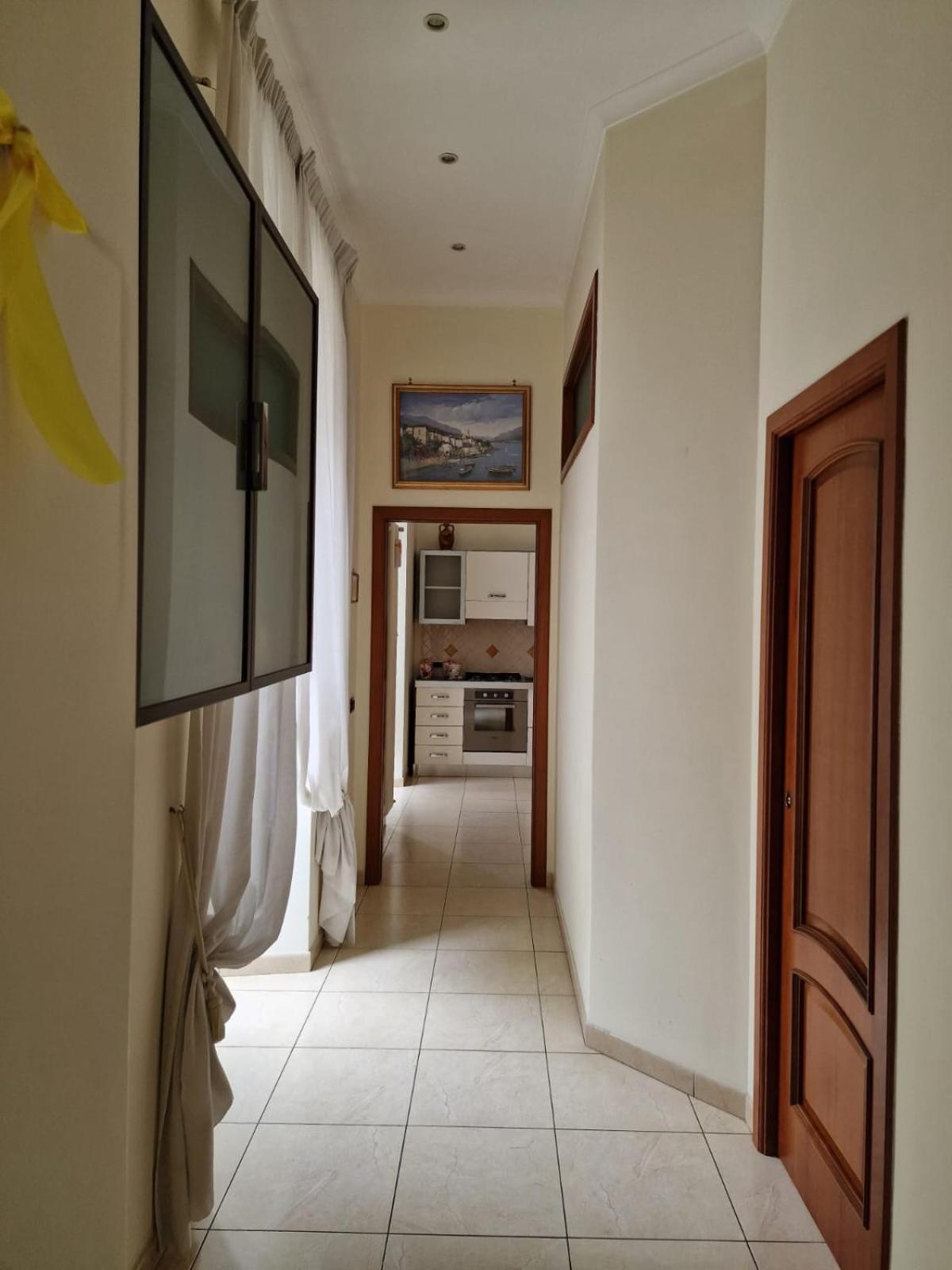 Vomero Inn Наполи Екстериор снимка