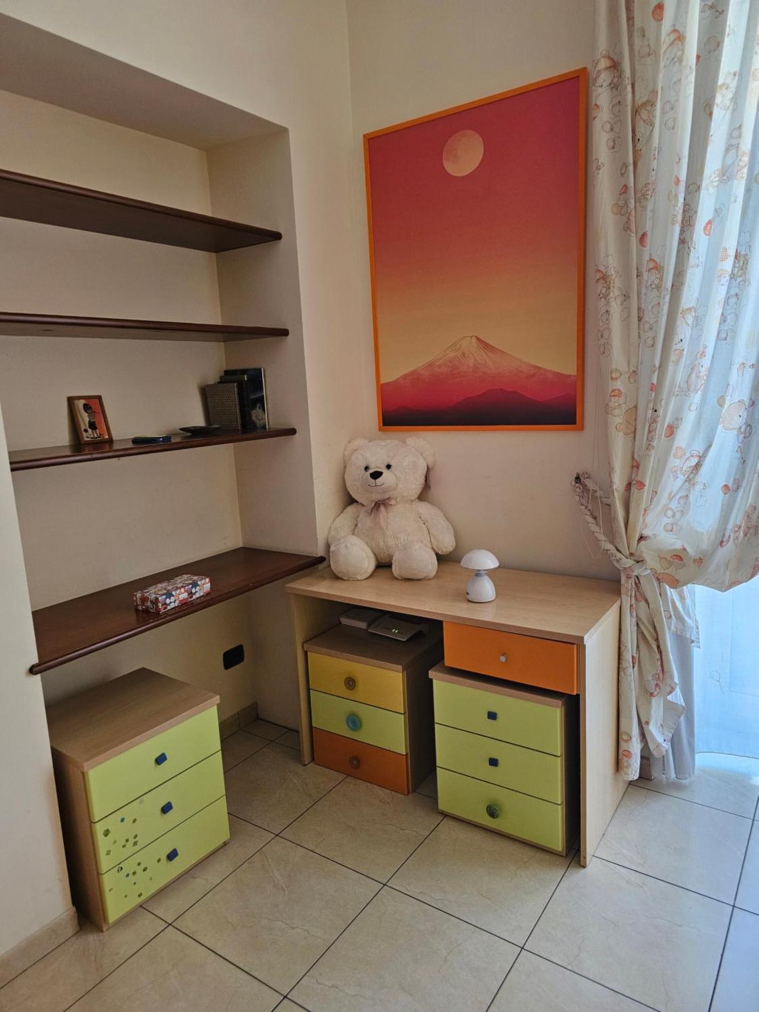 Vomero Inn Наполи Стая снимка