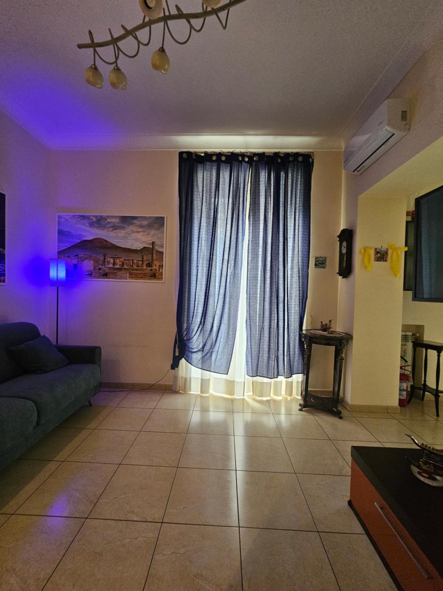 Vomero Inn Наполи Екстериор снимка